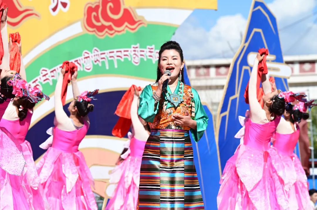 贡嘎县第四届“七彩邦典文化旅游节”隆重开幕_西藏自治区文化和旅游厅